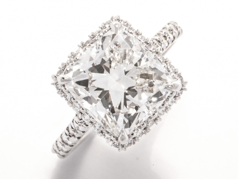 No image available for this item.